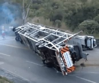 Semi Truck Lift Fail