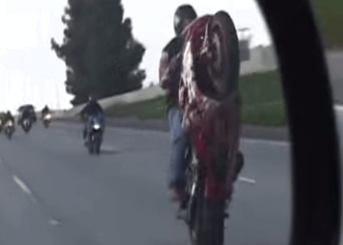 VIDEO: Motorcycle Stunts 63% Successful