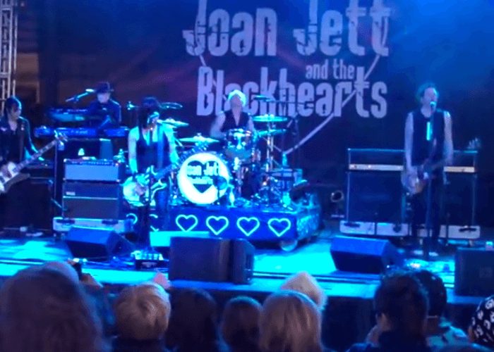 VIDEO: Rock Legends: Joan Jett & The Blackhearts