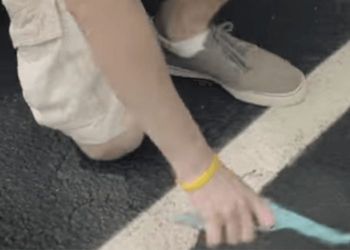 VIDEO: Chalk Guns: Very Modern Chalk Warfare