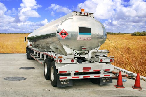 Clean Energy Adds Five Major Trucking Fleets to Natural Gas Fueling