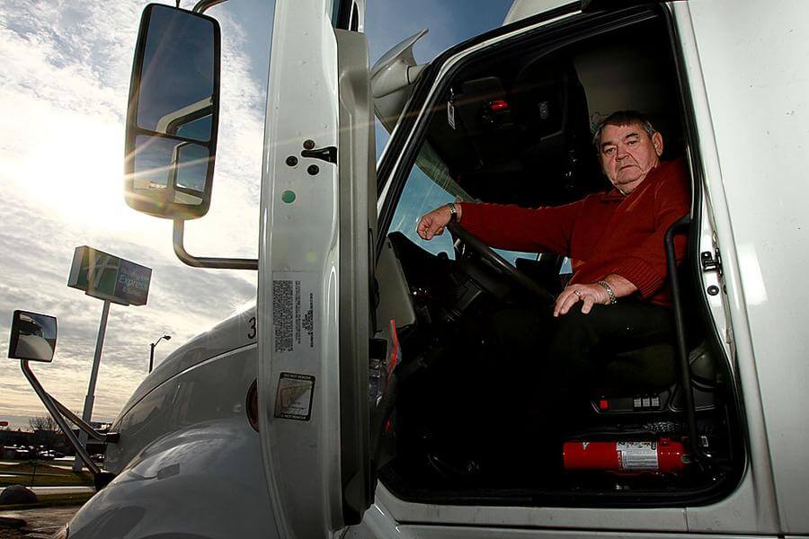 Truck Driver Earns 3 Million Safe Miles