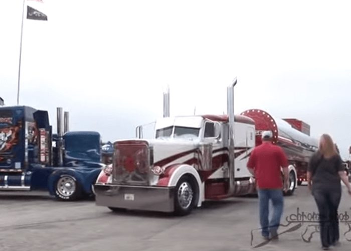 VIDEO: 250 Custom Truck Convoy