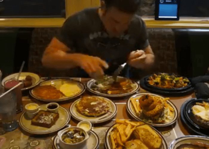 VIDEO: Denny’s Hobbit Menu Challenge