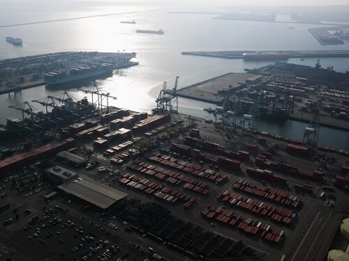 ATA Challenges L.A. Port Regulations, Licensing Scheme