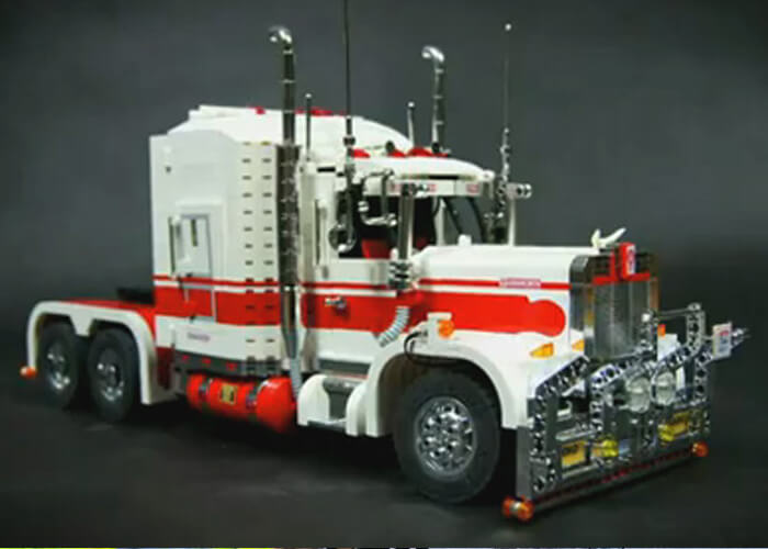 VIDEO: Real Working Kenworth Truck Made of LEGOS