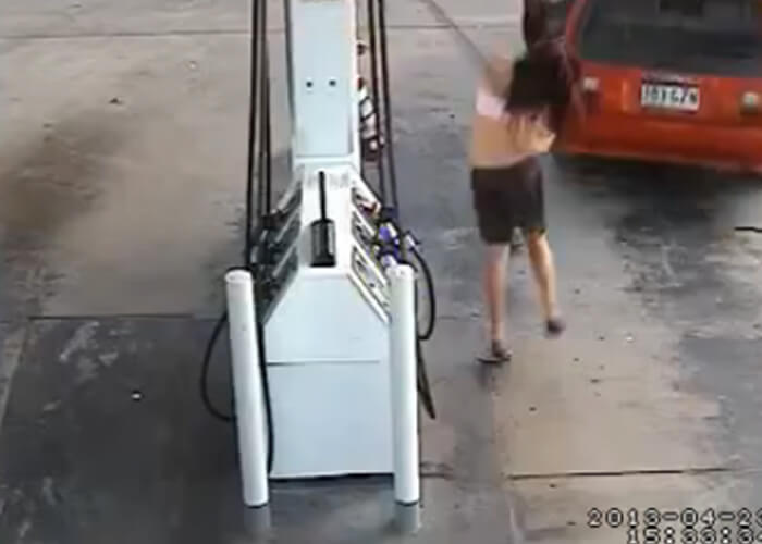 VIDEO Gas Thief Destroys Pump Spews Gas