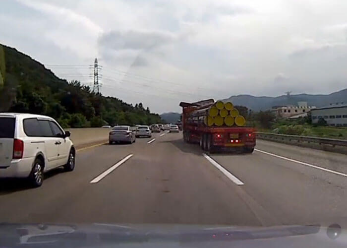 VIDEO: Truck Slams Into Truck On The Highway