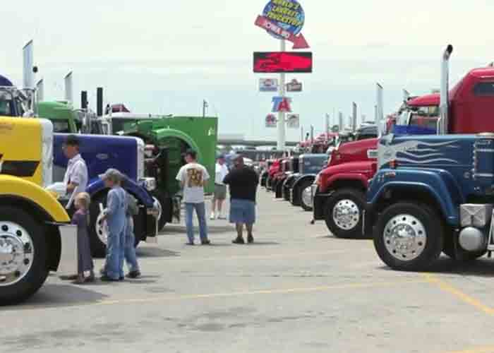 Trucker-Jamboree-Sights-and-Sounds
