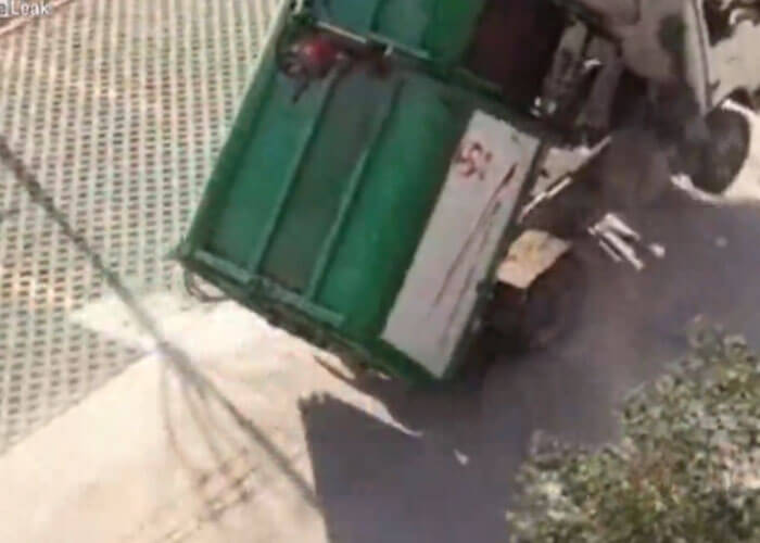 VIDEO: Dopest Dump Truck In The Neighborhood!