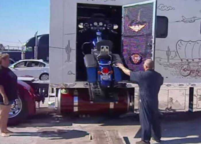 VIDEO: Custom Peterbilt With Harley Hauler