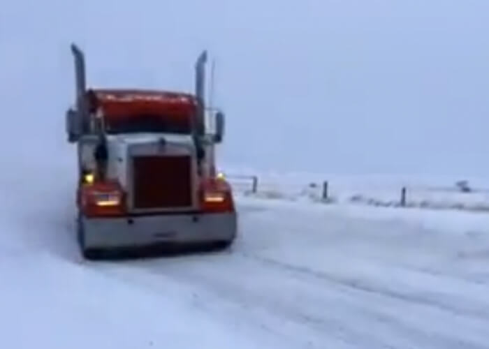 VIDEO: Ice Drifting