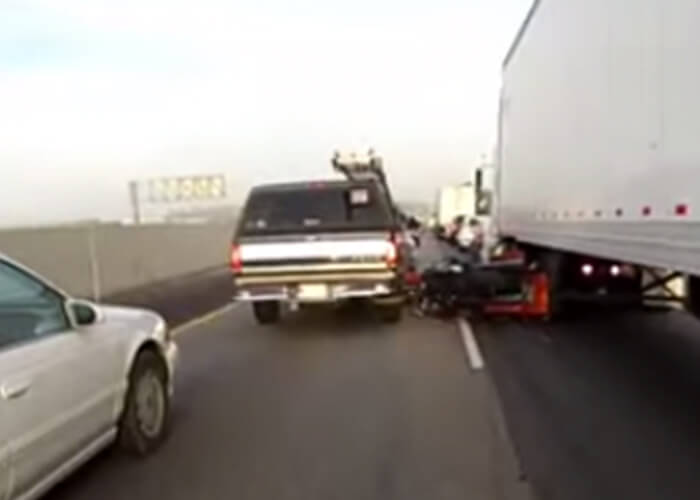 VIDEO: Lane Splitting Crash