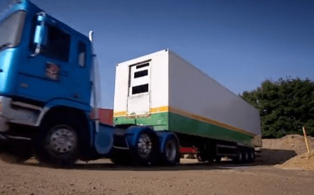 Mary bestemt stave VIDEO: Top Gear: Truck Driving Challenge - Rig Stig & Power Slide