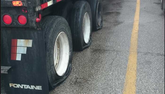 Photos: Driver's Bad Day, Flat Tires