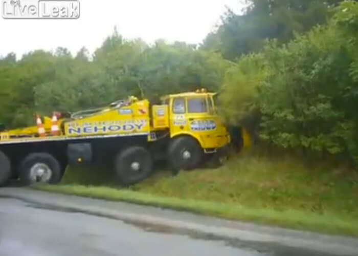 VIDEO: Bad A$$ Tow Truck