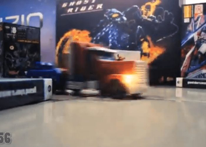 Video: Transformer, Optimus Prime, Stop Motion