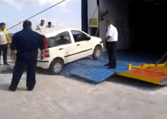 VIDEO: Loading Ferries In Greece