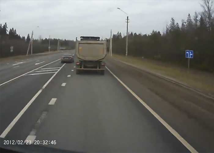 Video: Aggressive Driver Runs Truck Off the Road