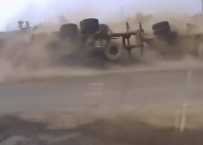 VIDEO: Russian Truck Crashes