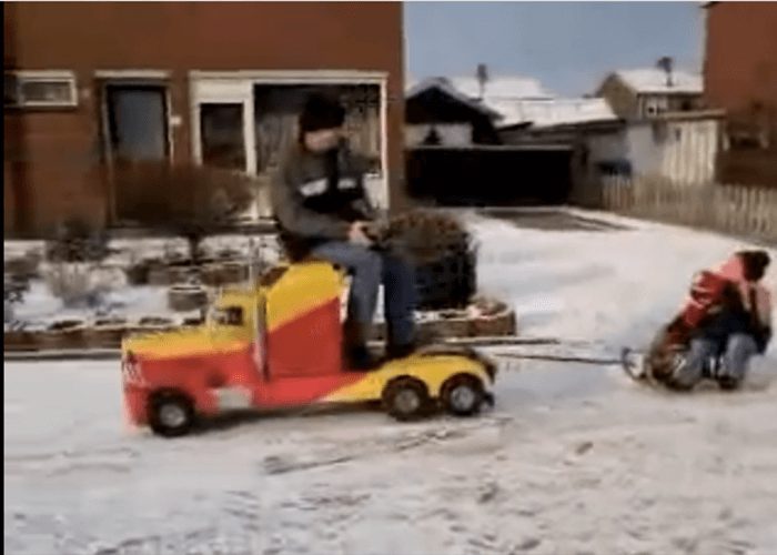 Video: Real Ice Road Truck