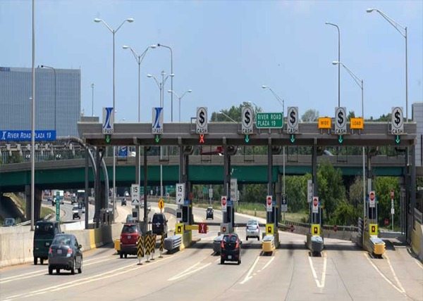 Toll For Trucks on the Illinois Tollway To Increase