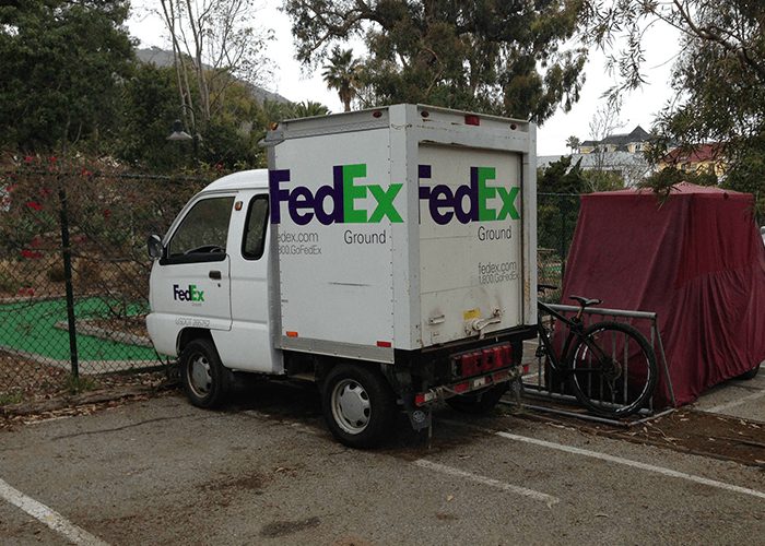 Mini FedEx Truck