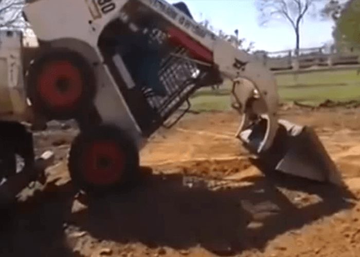 VIDEO: Bobcat Loads Itself Onto Truck