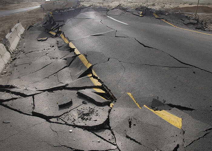 What To Do If You're In An Earthquake In Your Vehicle