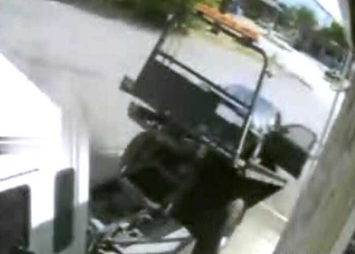 VIDEO: Tow Truck Driver’s Painful Fail