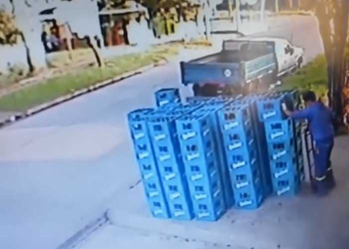 Video: Beer Loading Fail
