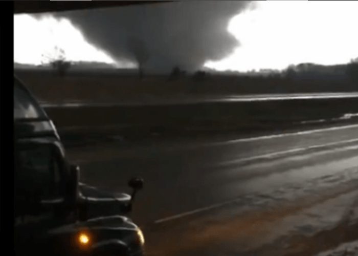 VIDEO: Trucker Films EF-4 Tornado