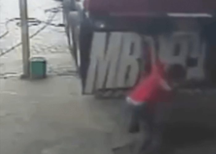 VIDEO: Man Stops Runaway Truck With His Bare Hands