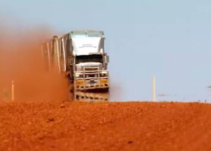 VIDEO: Outback Truckers