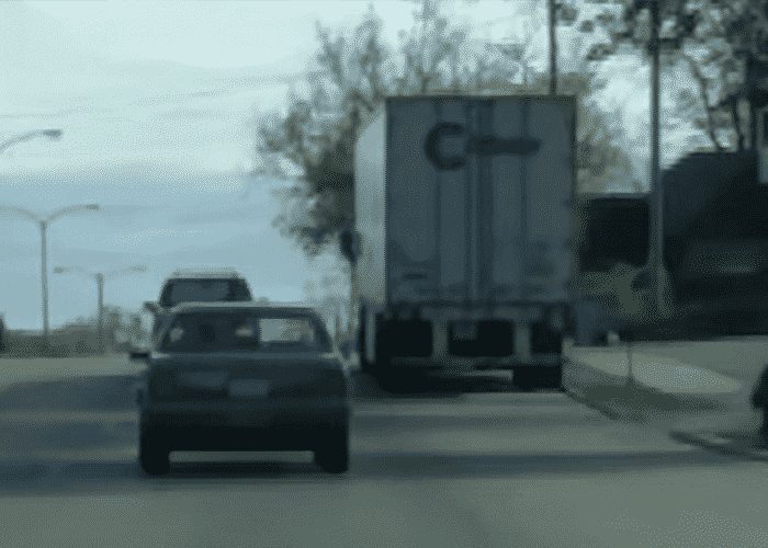 VIDEO: Idiot Drives Jeep On Highway In Reverse At 45 MPH