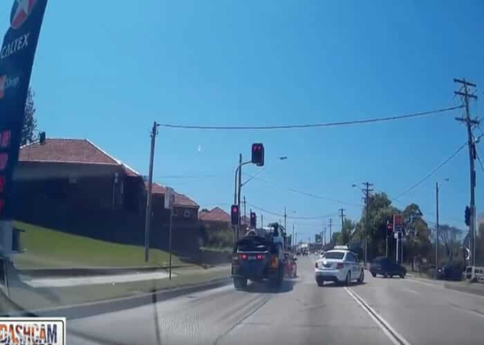 VIDEO: When You Get Into a Truck’s Stopping Space