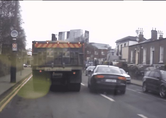 VIDEO: Karma Bites Impatient Motorist