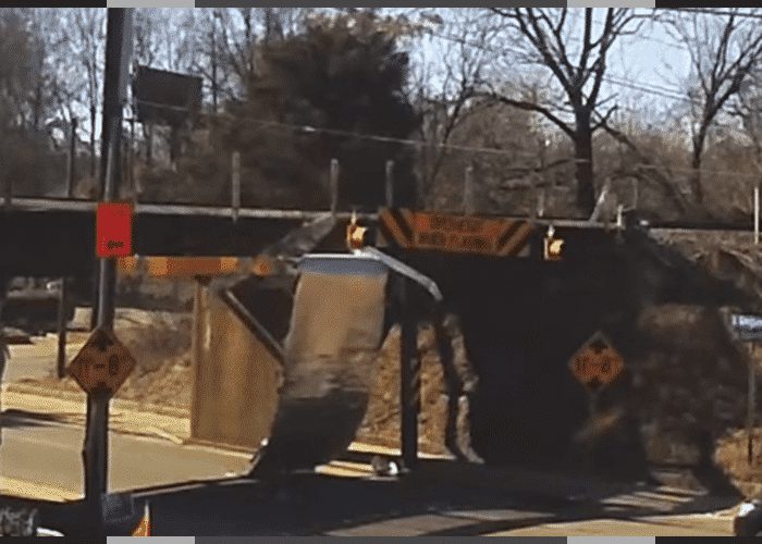 VIDEO: Rental Truck Leaves Entire Roof Dangling From Bridge