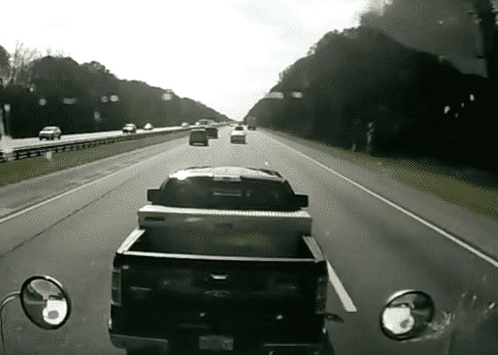 VIDEO: Crazy Pickup Driver Brake Checks Tanker Truck