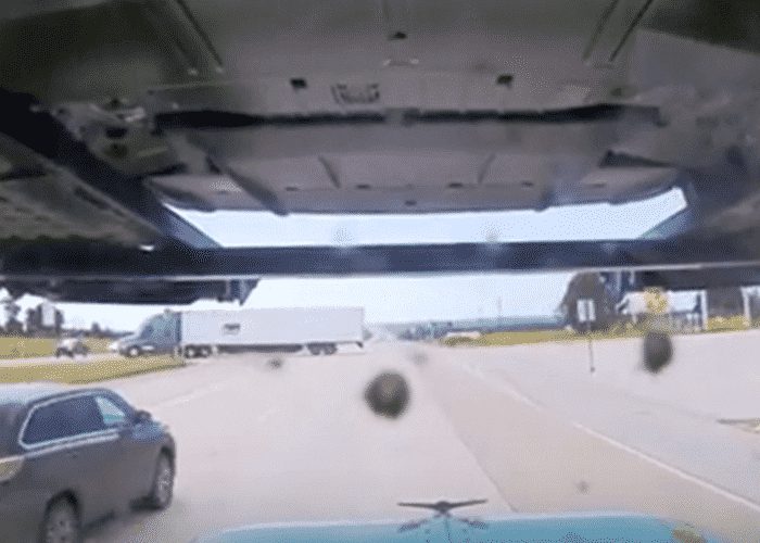 VIDEO: Car Hauler’s Close Call