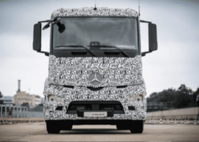 Daimler Announces Plans To Build Electric Truck