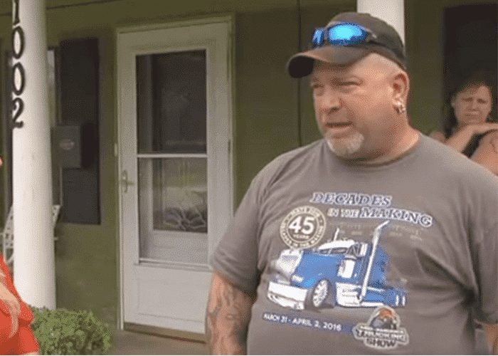 Former Trucker Creates Facebook Page To Help Fight Driver Depression