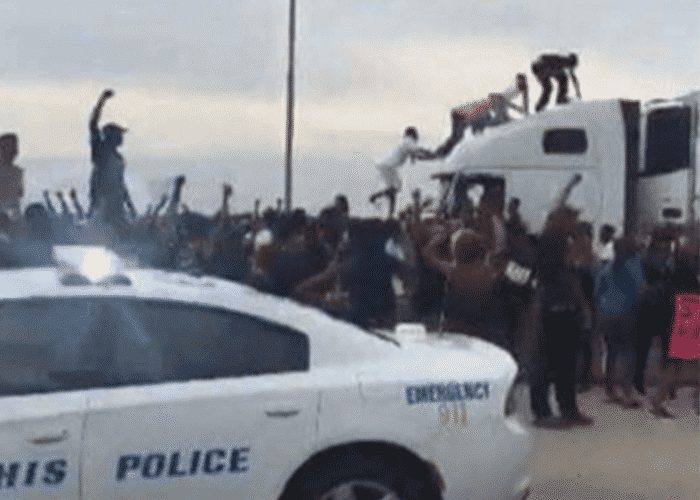 Viral Images Of Memphis Protesters On Truck Are Not What They Seem