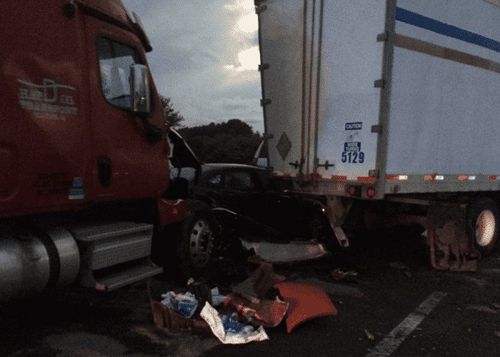 No Deaths In 35 Vehicle Chain Reaction Crash On Virginia's I-81