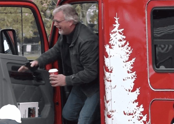 VIDEO: Capitol Christmas Tree Completes 4000 Mile Journey