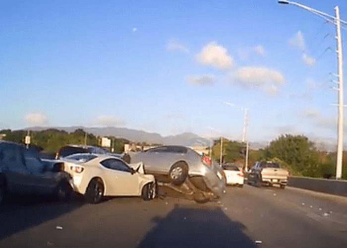 VIDEO: Major Multi-Vehicle Pileup In Hawaii