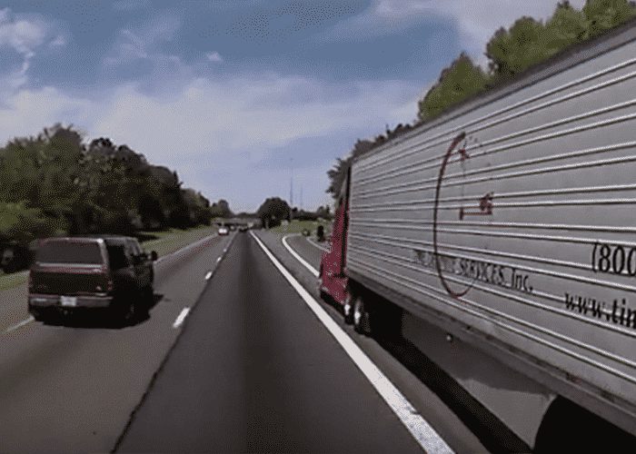 VIDEO: The Shoulder Is Not A Passing Lane