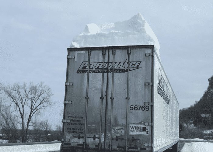 MSP Reminds Truckers To Remove Snow From Rigs