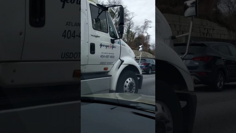 VIDEO: Good Samaritans Chase Motorist Who Sideswiped Propane Truck