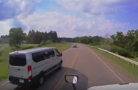 VIDEO: Van Driver Isn’t About To Get Stuck Behind A Truck